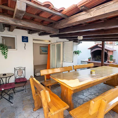 Apartman In Center Seka Split